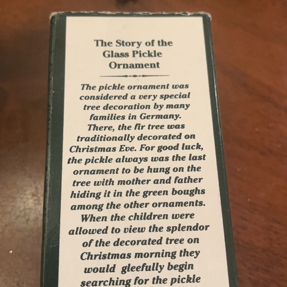 Kurt Adler Glass Pickle Christmas Rare Ornament - Picture 3 of 4